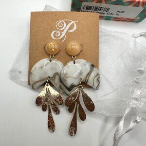 Plunder Design Fighting Along Side You Dangle Earrings Gold Marble Leaf NIB Post